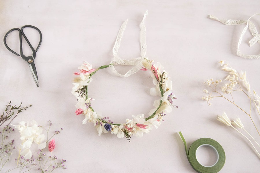 meilleures-activités-evjf-Strasbourg-atelier-couronne-de-fleurs-strasbourg meilleures-activités-evjf-Strasbourg-atelier-couronne-de-fleurs-strasbourg